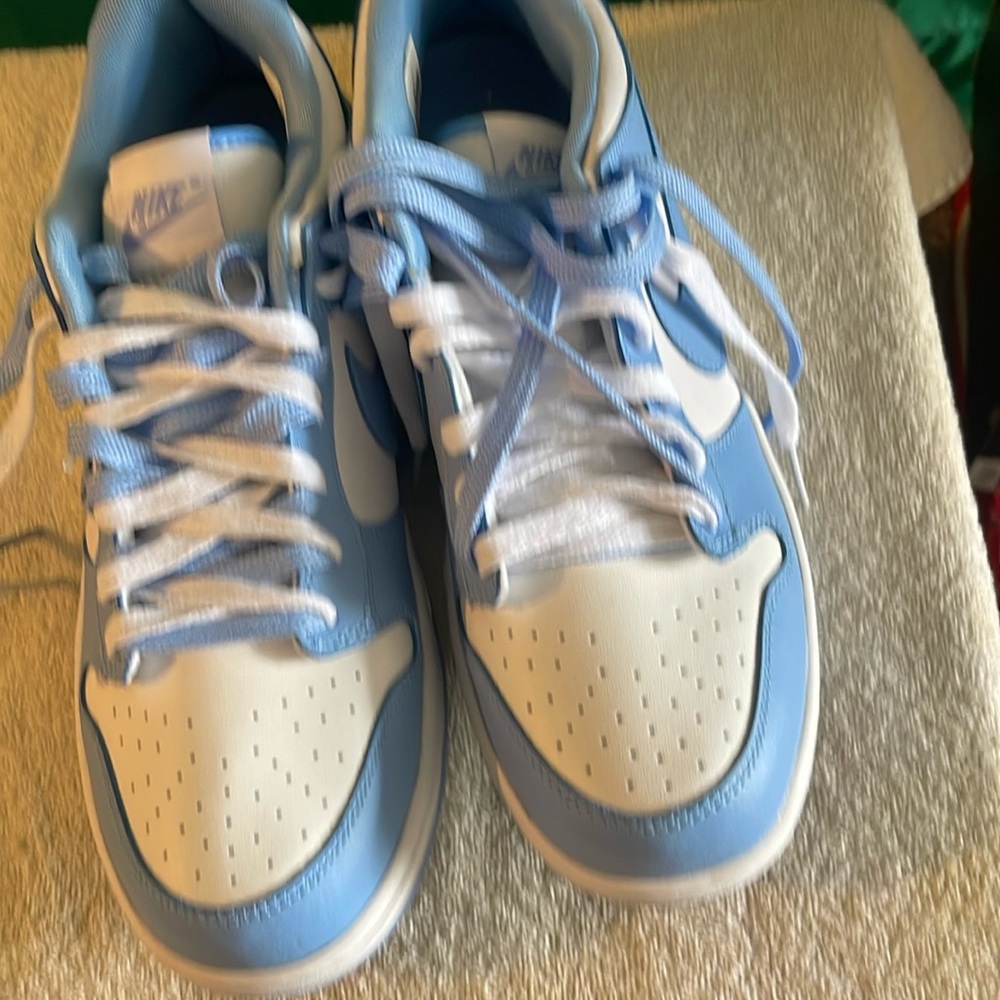 Sky blue Nike ?